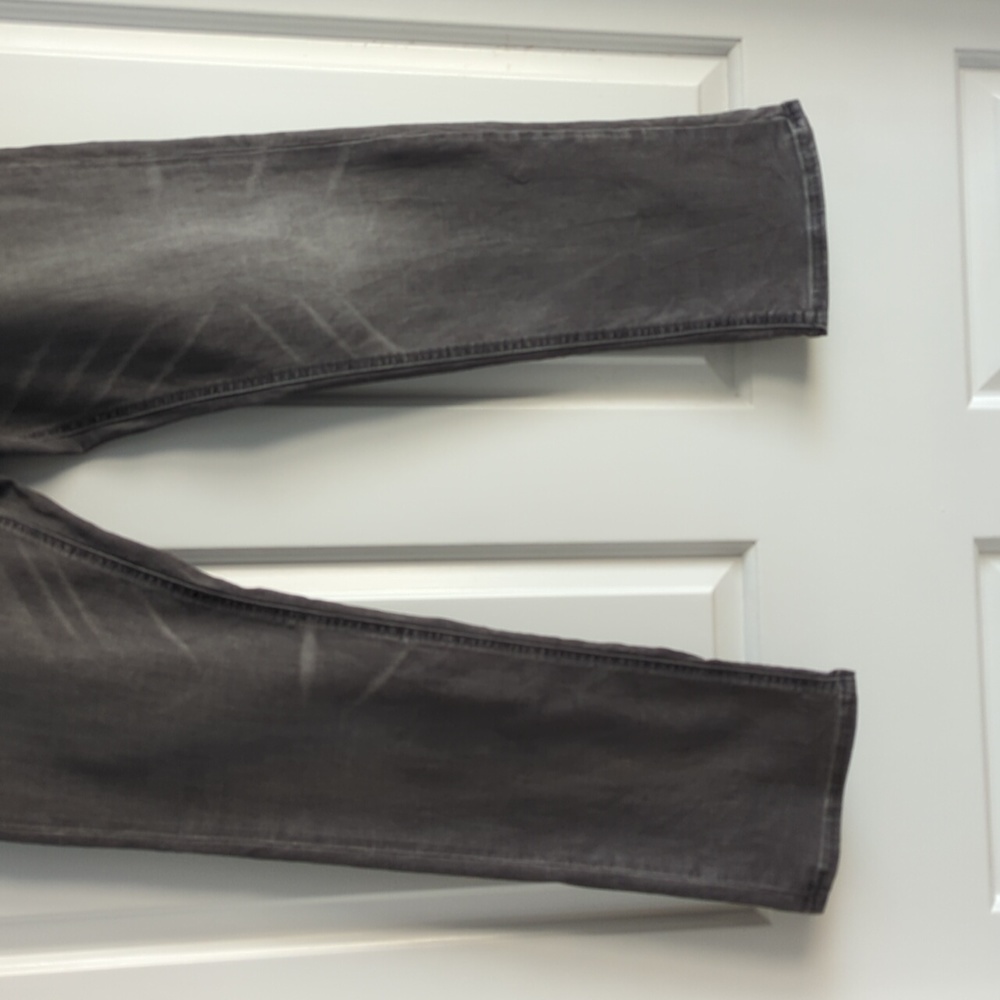 Express slim straight denim - Picture 2 of 9